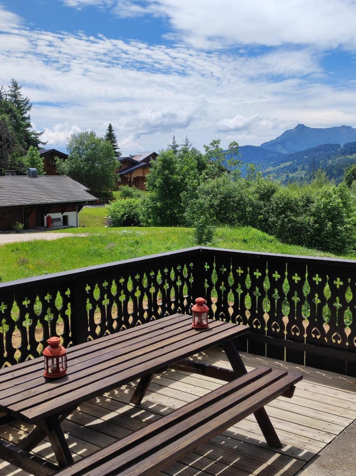 Le Chalet De Nabor Les Gets Exteriör bild